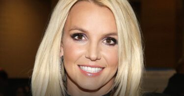 What is Britney Spears height