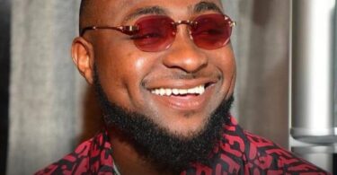 what is Davido height